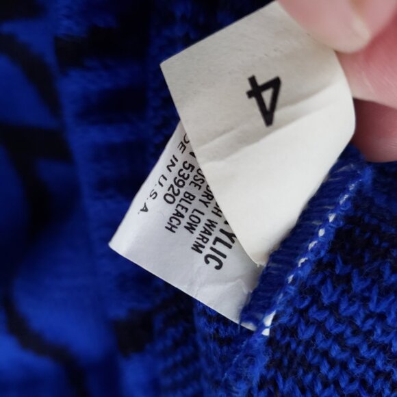 Vintage 80s 2-piece Black Lightning on dark blue knit sweater and skirt set - Picture 10 of 11